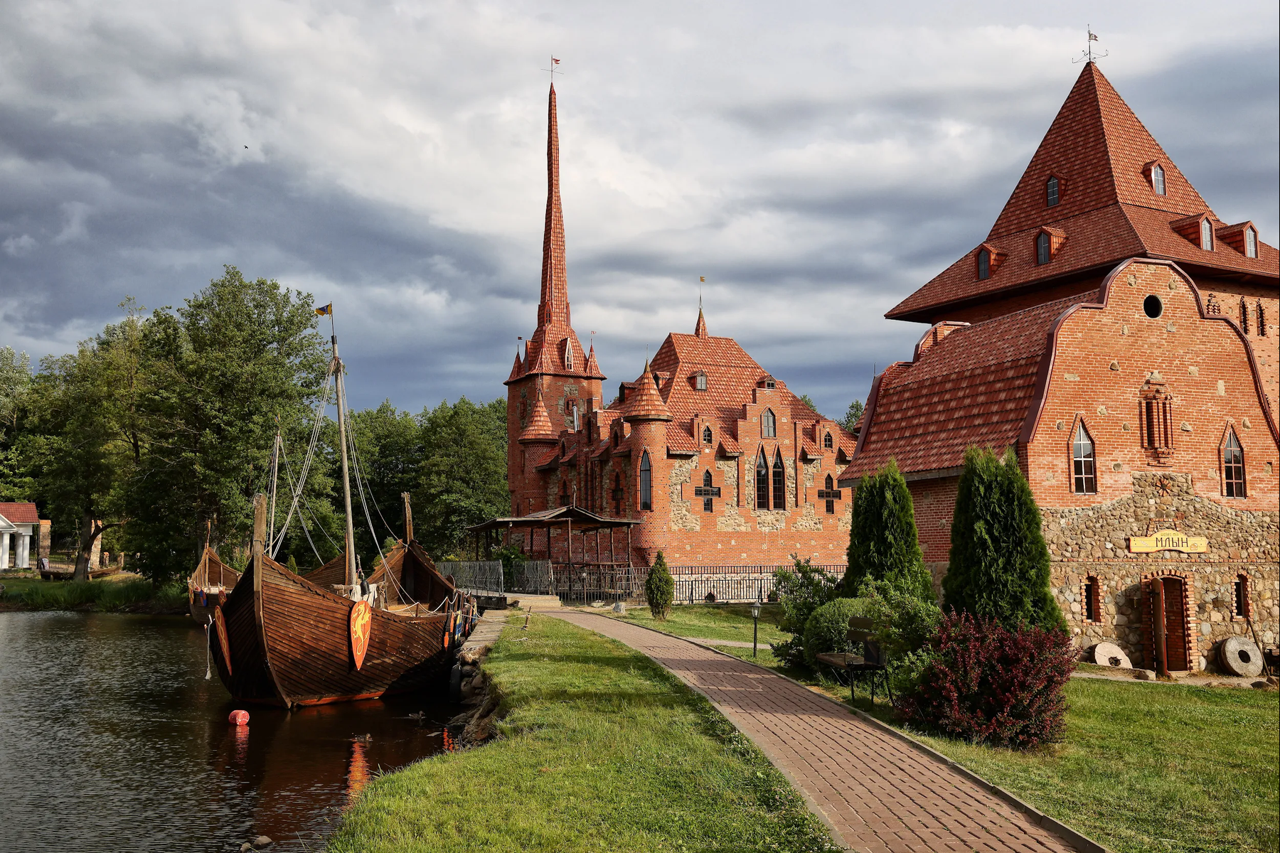 Парк Сула. <br>
Интерактивный музей под открытым небом в 50 км от Минска.